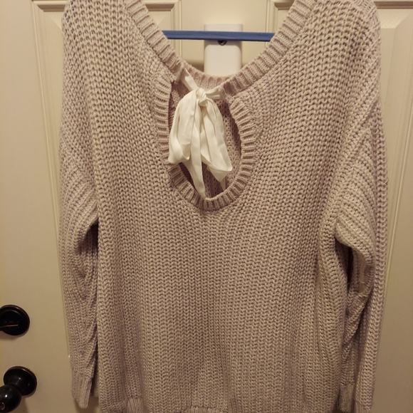 CABLE PULLOVER TIE BACK SWEATER - Picture 3 of 3
